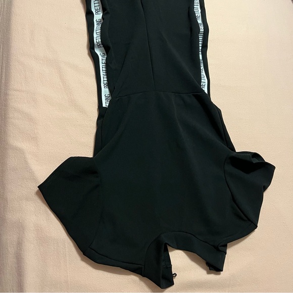 New jumpsuit- missing tag - Picture 2 of 9